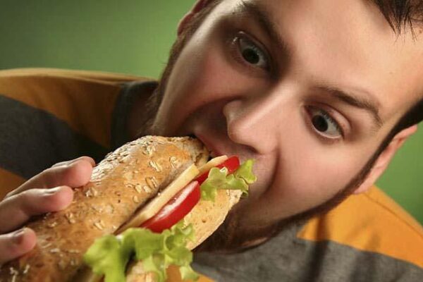 ¿Alimentos adictivos? Los factores que generan deseo intenso por la comida