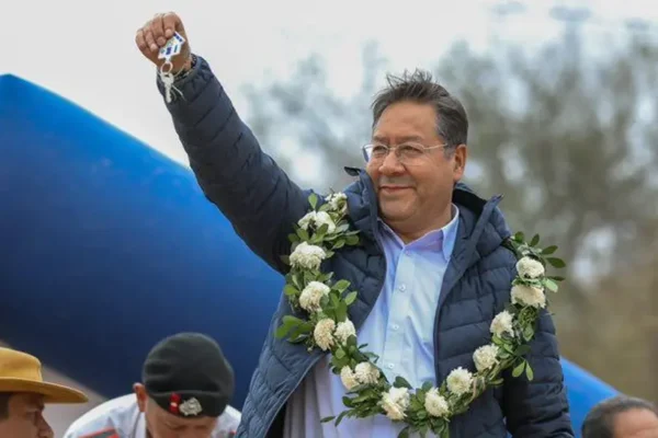 Luis Arce desafía a Tuto y Paz: “La gastadera hay que hacer para resolver los problemas del pueblo”