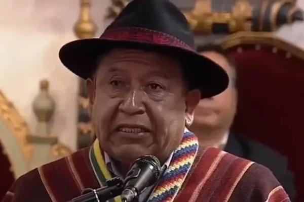 Choquehuanca en el Bicentenario: “Bolivia aún no acepta su diversidad” y llama a romper con la confrontación