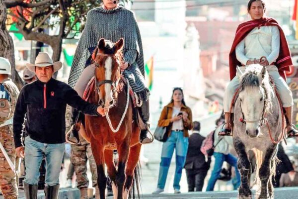 Juana vuelve a encender la llama: un homenaje que erizó la piel