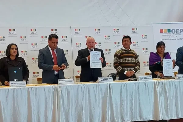 PDC se consolida con 65 escaños; Libre y Unidad lo siguen en nueva distribución legislativa