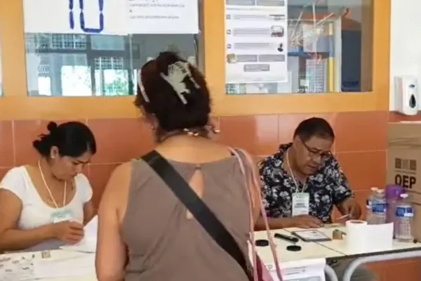 Voto en el exterior: Bélgica, Japón, Gran Bretaña y Países Bajos cierran mesas al 100%