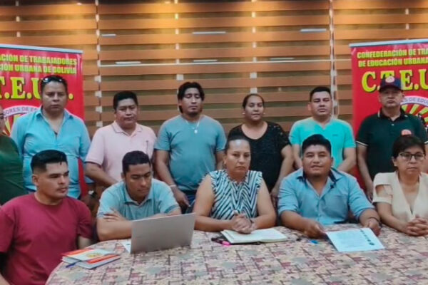 Magisterio Declara Emergencia: Rechaza Plan de Paz para Descentralizar Educación